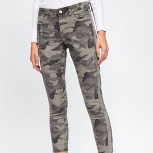 Zara Green Camo Skinny Jeans